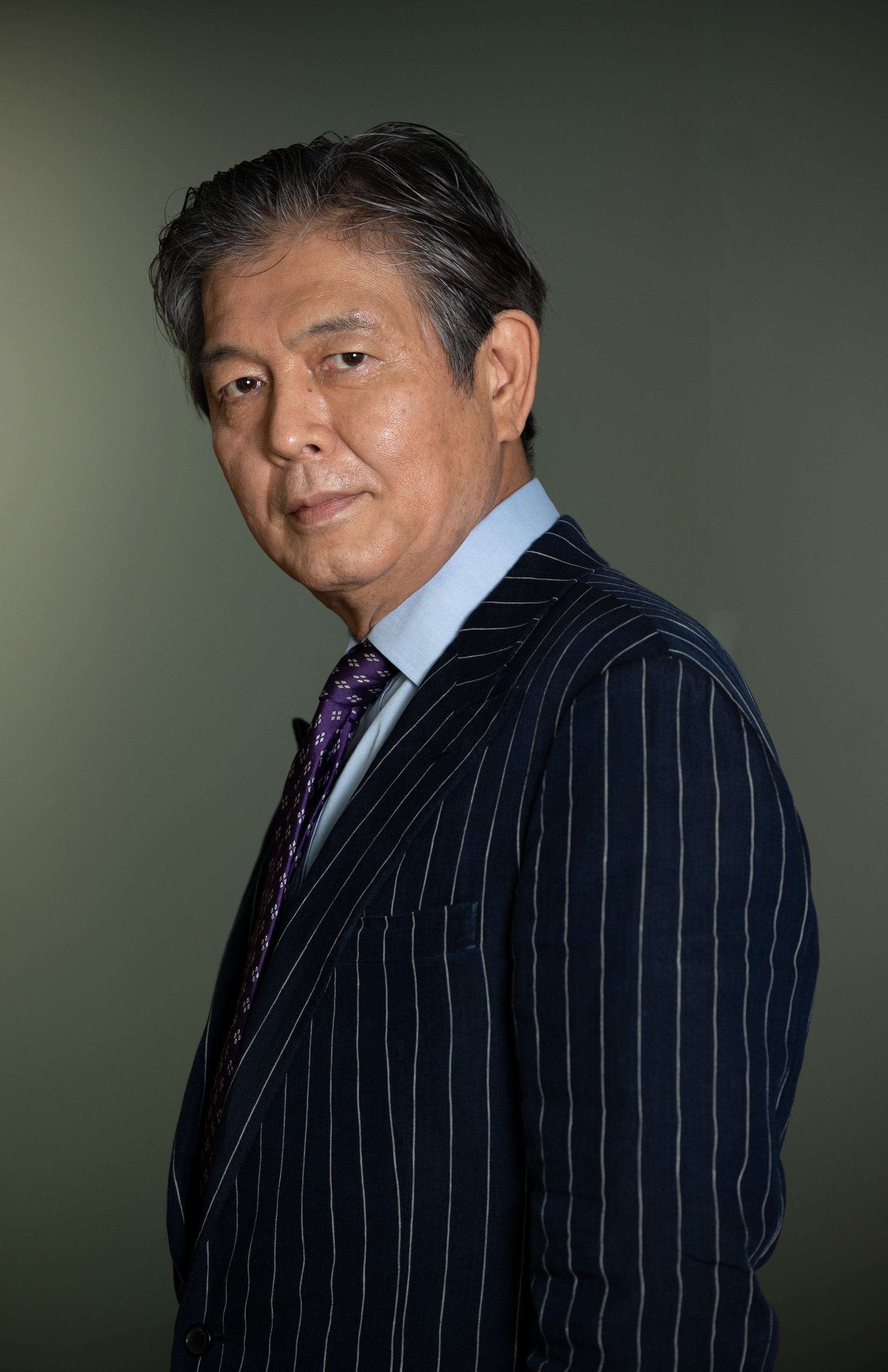 『絶遠の春』刊行記念インタビュー　堂場瞬一「新聞が潰れたあと、記者たちはどう生き延びるのか」