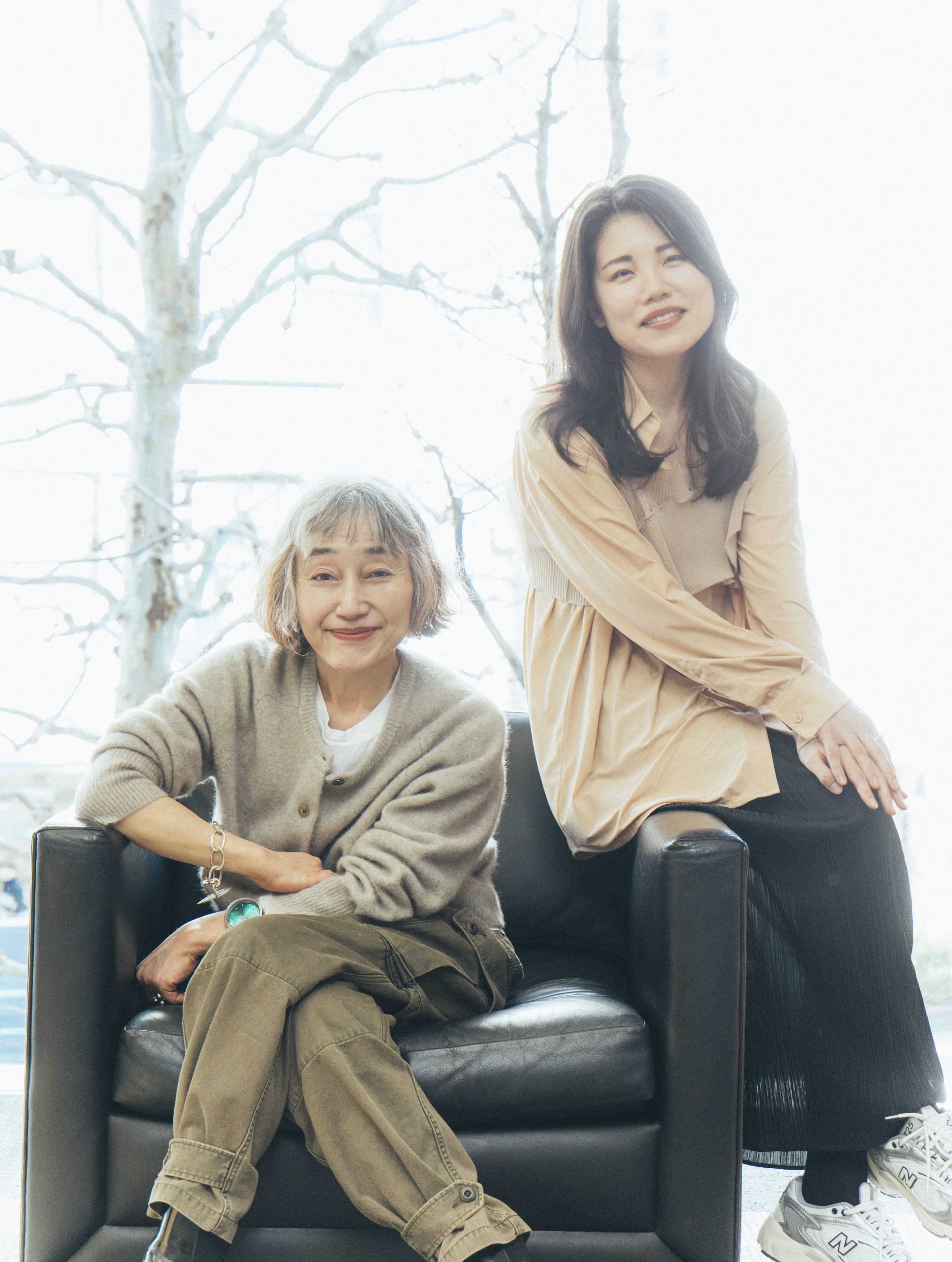 『外の世界の話を聞かせて』刊行記念対談　江國香織×井戸川射子「留めておけない世界の細部について」