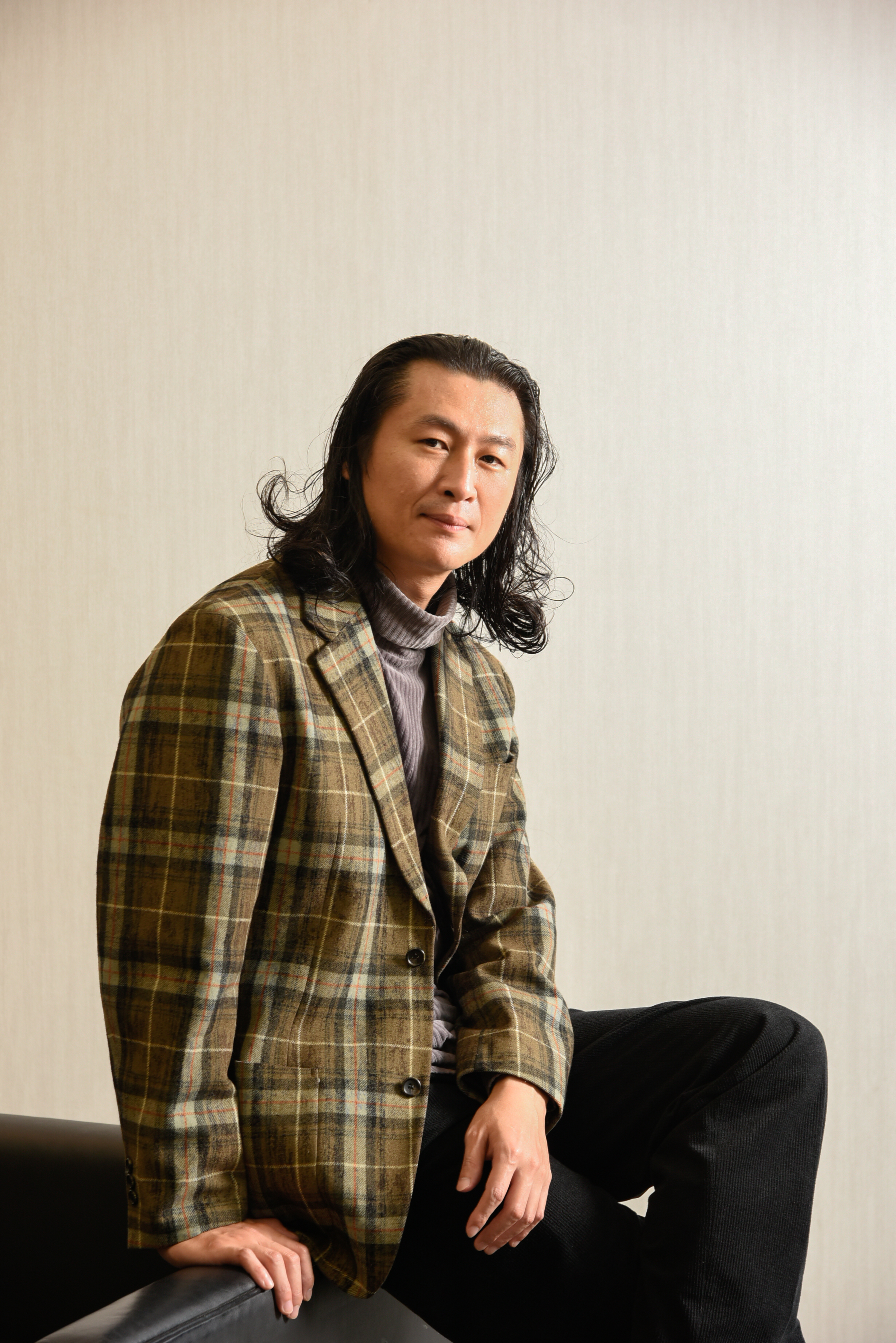 「政治的に“攻めた“エンターテインメントを」  冲方丁『アクティベイター』刊行記念インタビュー