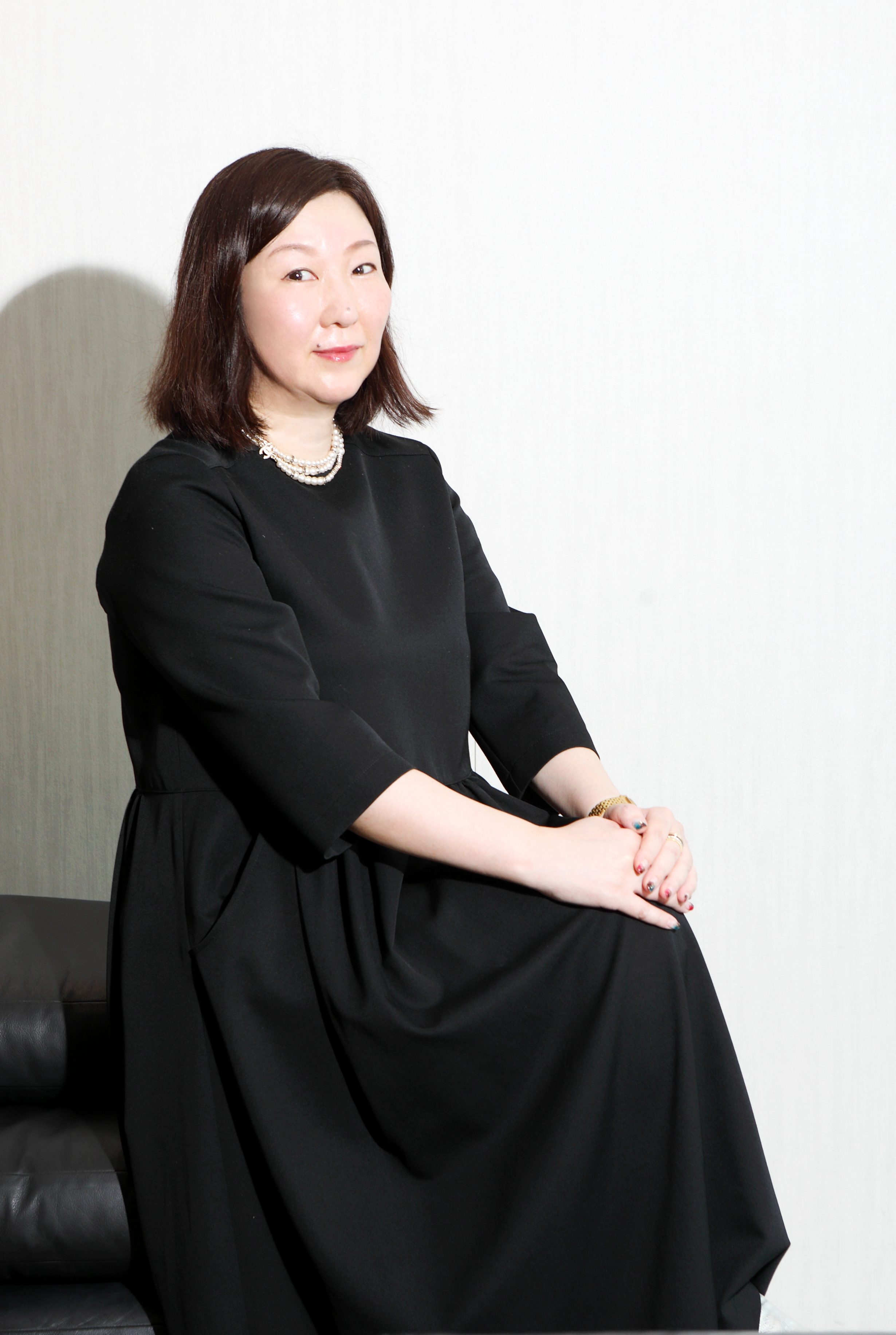 『夜の恩寵』刊行記念インタビュー　三浦しをん「信じる人から信じない人までグラデーションがあって当然だと思っています」