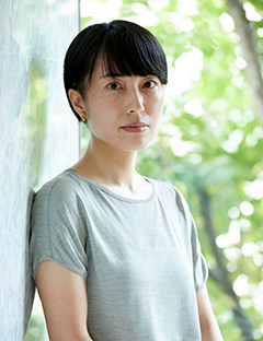 「人は主観でしか世界をとらえられないけれど、色々な人の色々な主観がある、そのおかげで世界は豊か」作家・古谷田奈月さんインタビュー