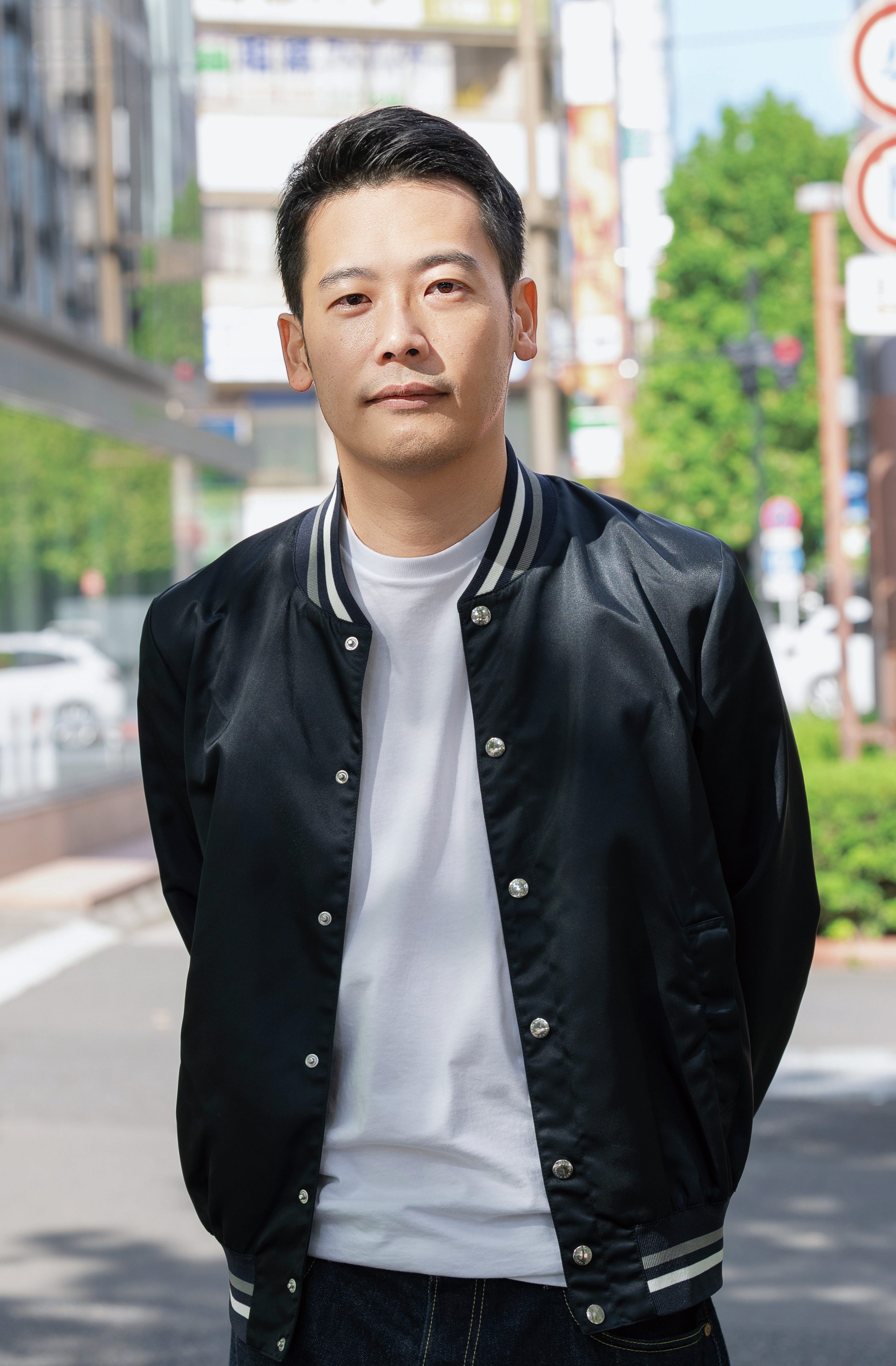 『カンザキさん』刊行記念インタビュー　ピンク地底人3号「「わしのこと以外、書くことなんてないやろ」圧倒的な暴力と不条理の果てに見える世界」