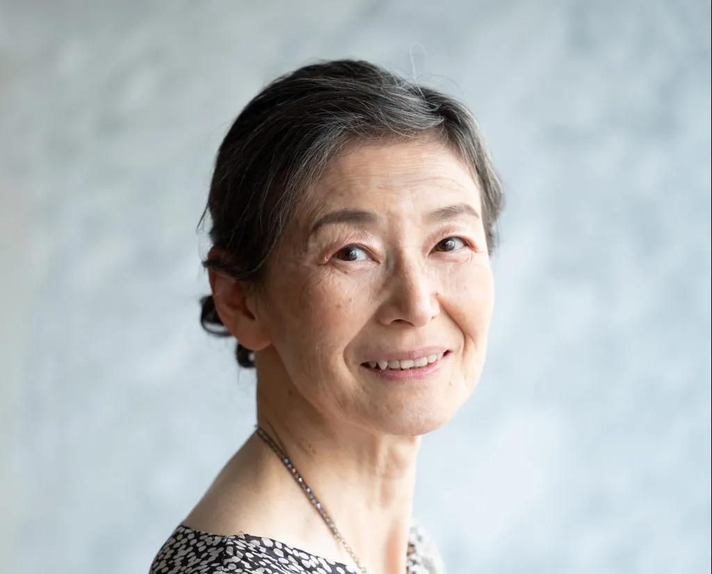 篠田節子